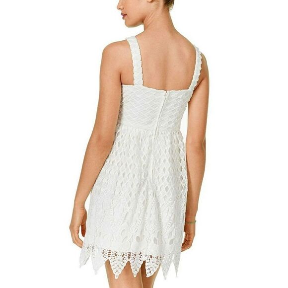 CITY STUDIO Mini Dress Crochet Lace Handkerchief Hem Summer Party White Size 9 - Picture 2 of 11